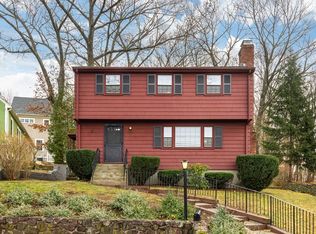 11 Kendall Rd, Lexington, MA 02421