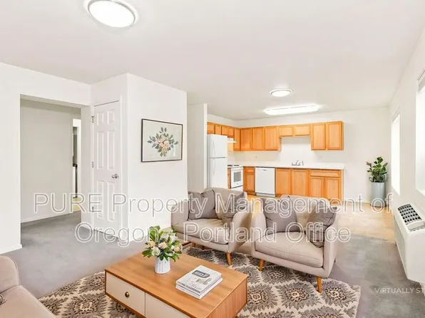Stacey Lee Apartments