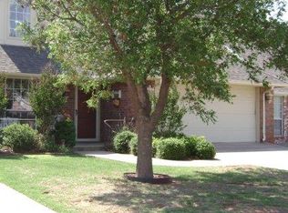 1005 N Gartrell Pl, Weatherford, OK 73096