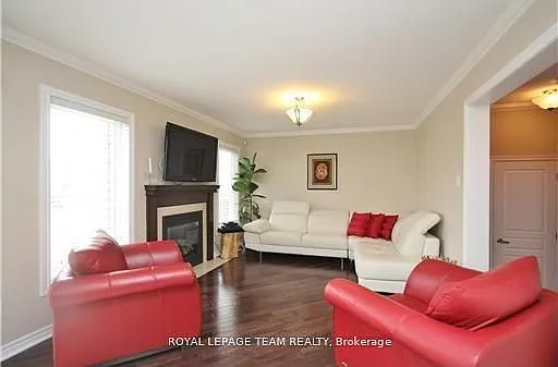 2714 Grand Vista Cir — Photo 8
