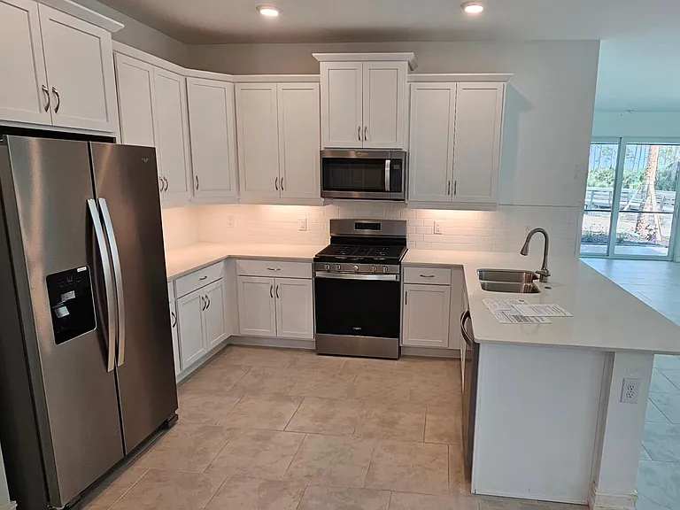 Spacious Kitchen
