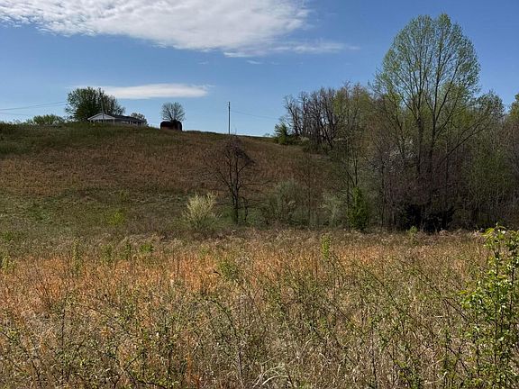 5th image of 3233 Tick Ridge Rd