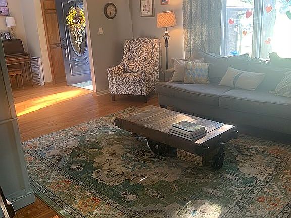 4th image of 1649 Britton Dr