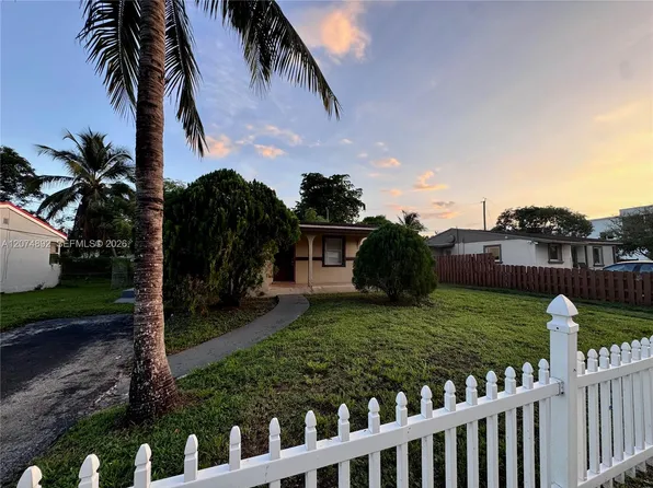 3040 NW 7th St, Pompano Beach, FL 33069
