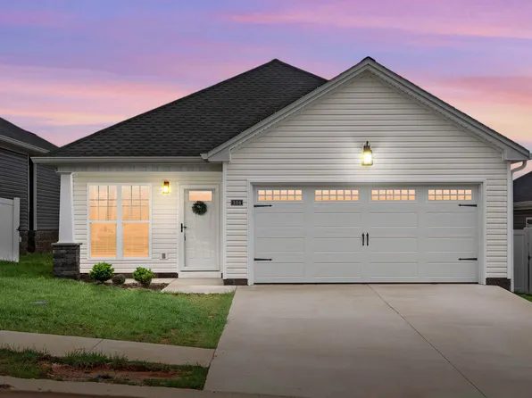 104 Seabiscuit Ct, Hopkinsville, KY 42240