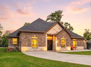 23519 Creek Wood Dr, Spring, TX 77389