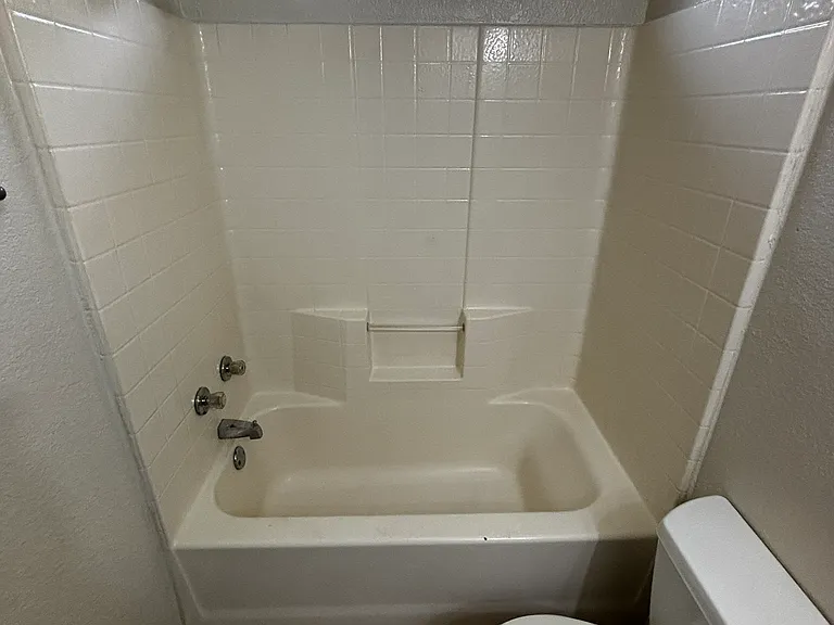 904 E Avenue C #A — Photo 7