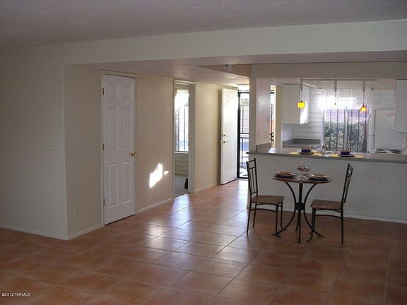 3rd image of 7758 E Kenyon Dr