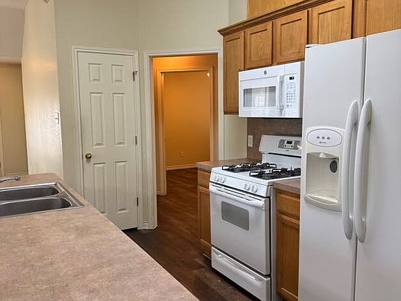 4th image of 1203 Arizona St