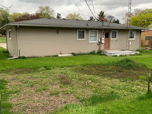 3rd image of 245 Weston St