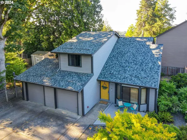 242 SW Meadow Dr, Beaverton, OR 97006