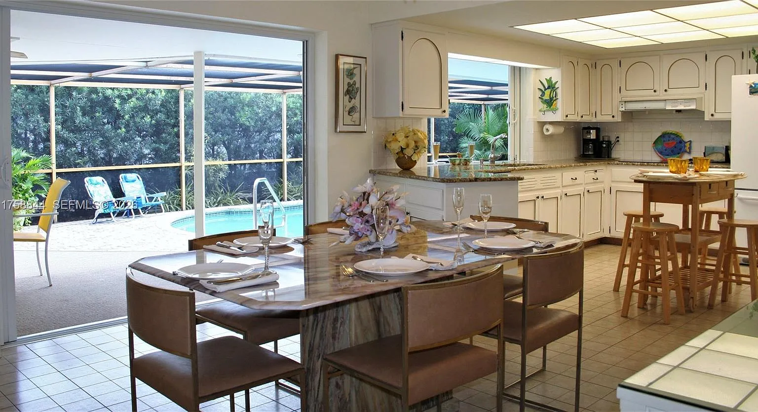 Harbour Heights Add — Photo 4