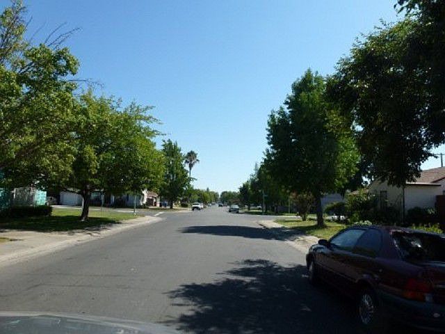 2nd image of 5700 59th St