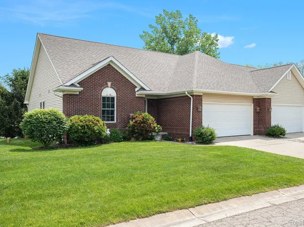 5457 Hidden Valley Trl, Linden, MI 48451