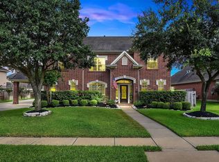 21018 Heartwood Oak Trl, Cypress, TX 77433