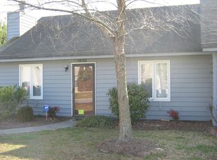 1922 Buxton Rd, Greenville, NC 27858