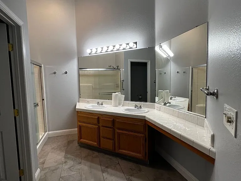 2819 S Maselli Ct — Photo 14