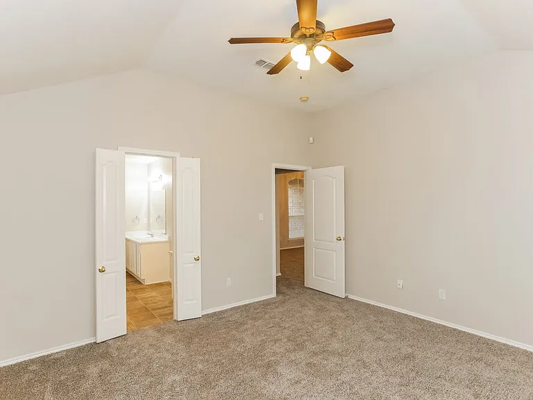 7501 Fossil Garden Dr — Photo 8