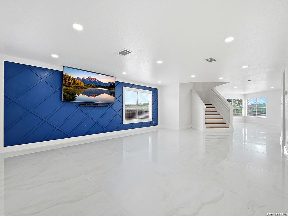 1st image of 7926 Encanto Vista