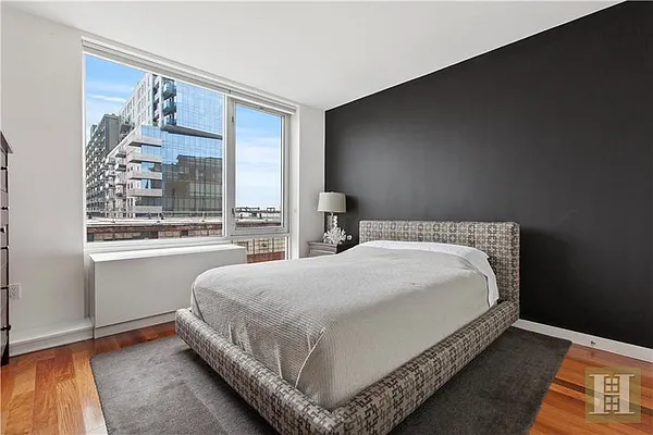 Rented by Halstead Real Estate | media 20