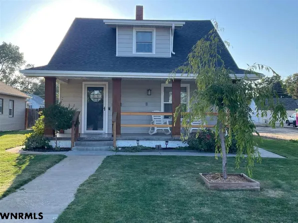 1825 11th St, Gering, NE 69341