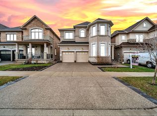 41 Hoxton Rd, Brampton, ON L7A 4L5