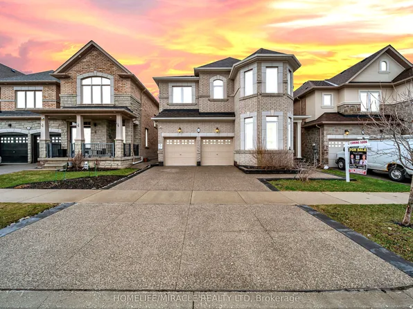 41 Hoxton Rd, Brampton, ON L7A 4L5