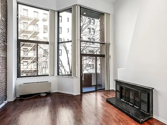 Sold by Sotheby's International Realty | media 3