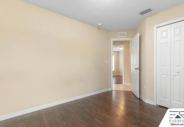 57 Pin Oak Dr — Photo 34