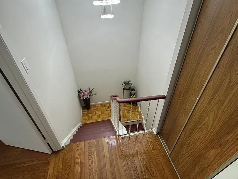 4102 Bishopstoke Ln W — Photo 14