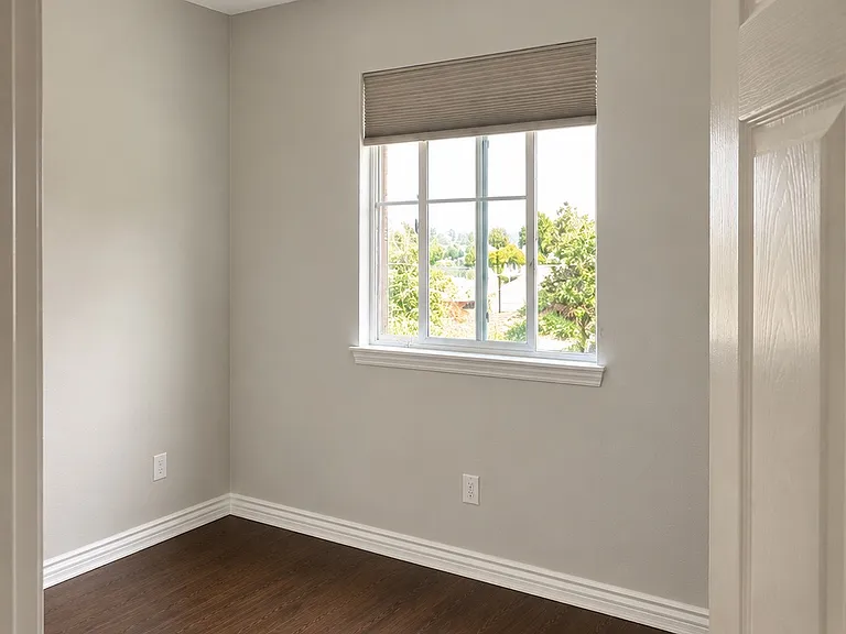 upstairs room#2