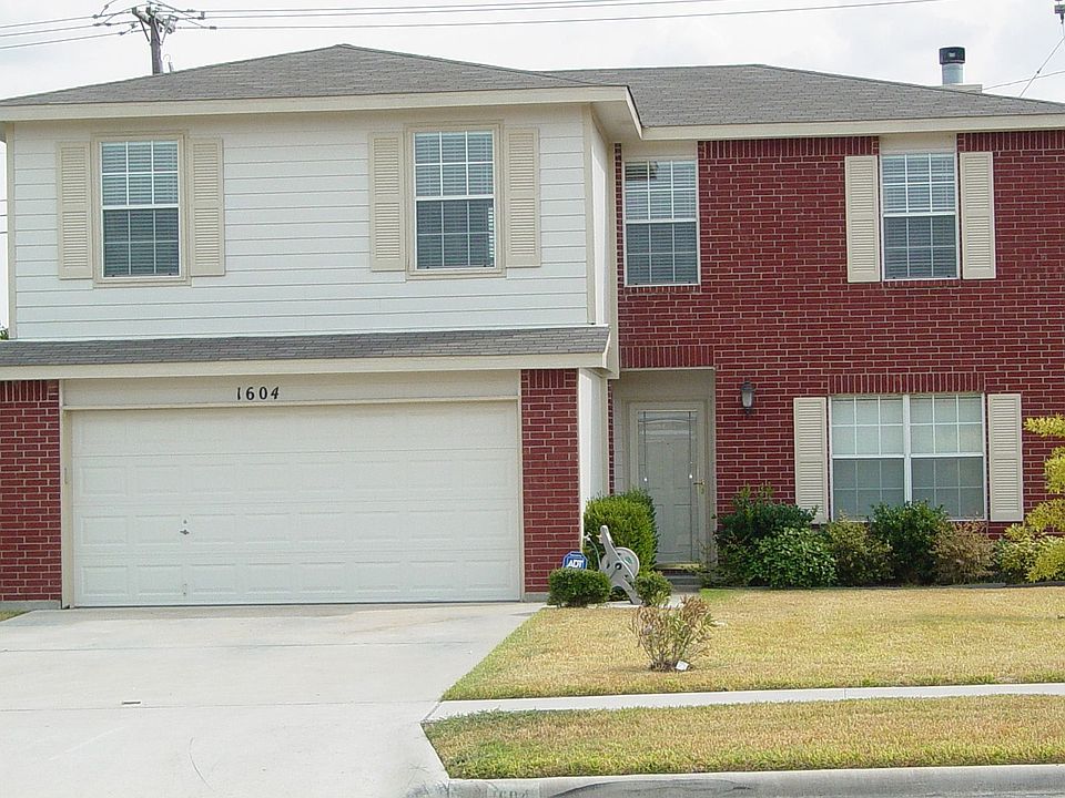 1st image of 1604 Bristol Dr