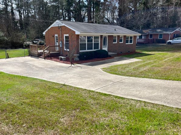 610 Wakeland Dr