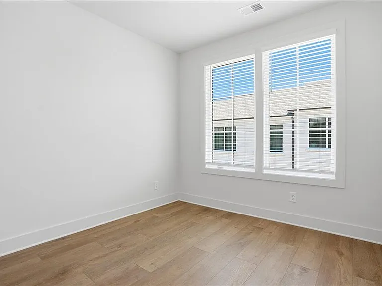 2597 Mackintosh Ct NW — Photo 20