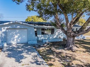 5209 Beacon Hill Dr, New Port Richey, FL 34652