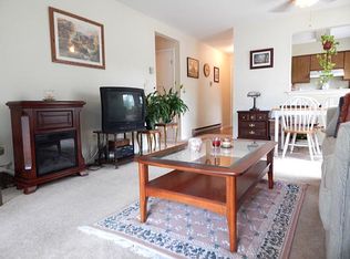 35 Village Green Rd, Bedminster, NJ 07921