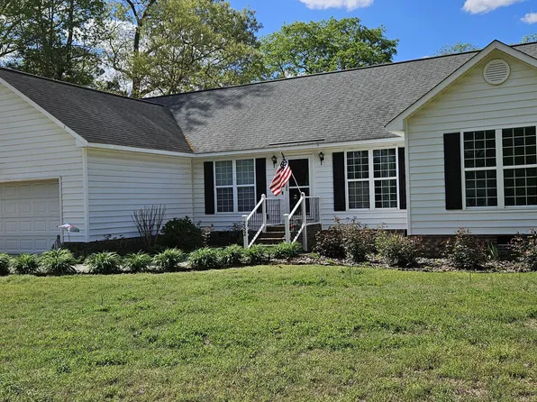 252 Fork Lake Drive, Clinton, NC 28328