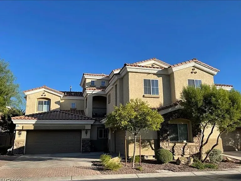 1092 Moonlit Oasis Ln #2 — Photo 3