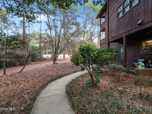 805 Dover Street, Southern Pines, NC 28387