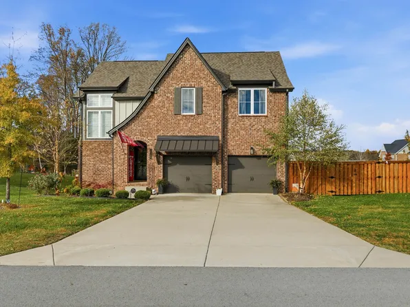 2136 Neill Ln, Cross Plains, TN 37049