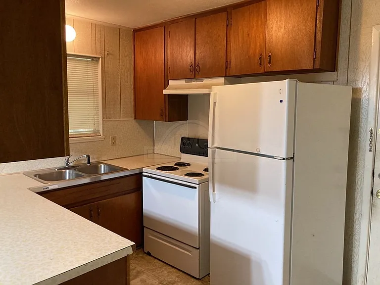 310 Prather Dr — Photo 9