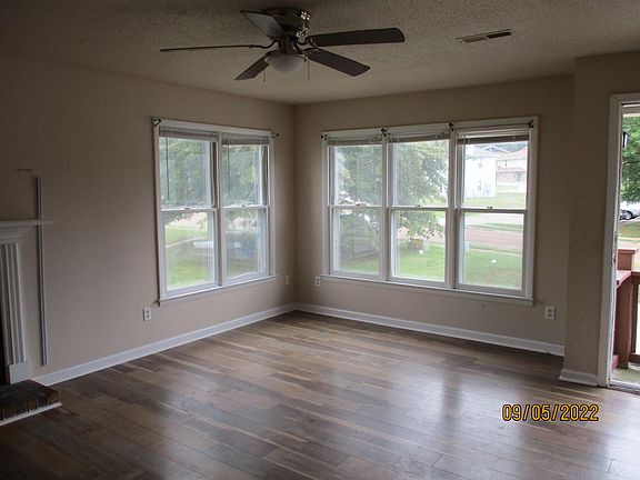 5th image of 12009 Sugar Mill Cir SE APT D