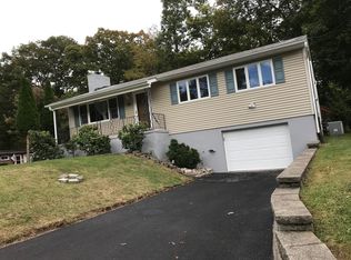 25 Brady Blvd, Lake Hopatcong, NJ 07849