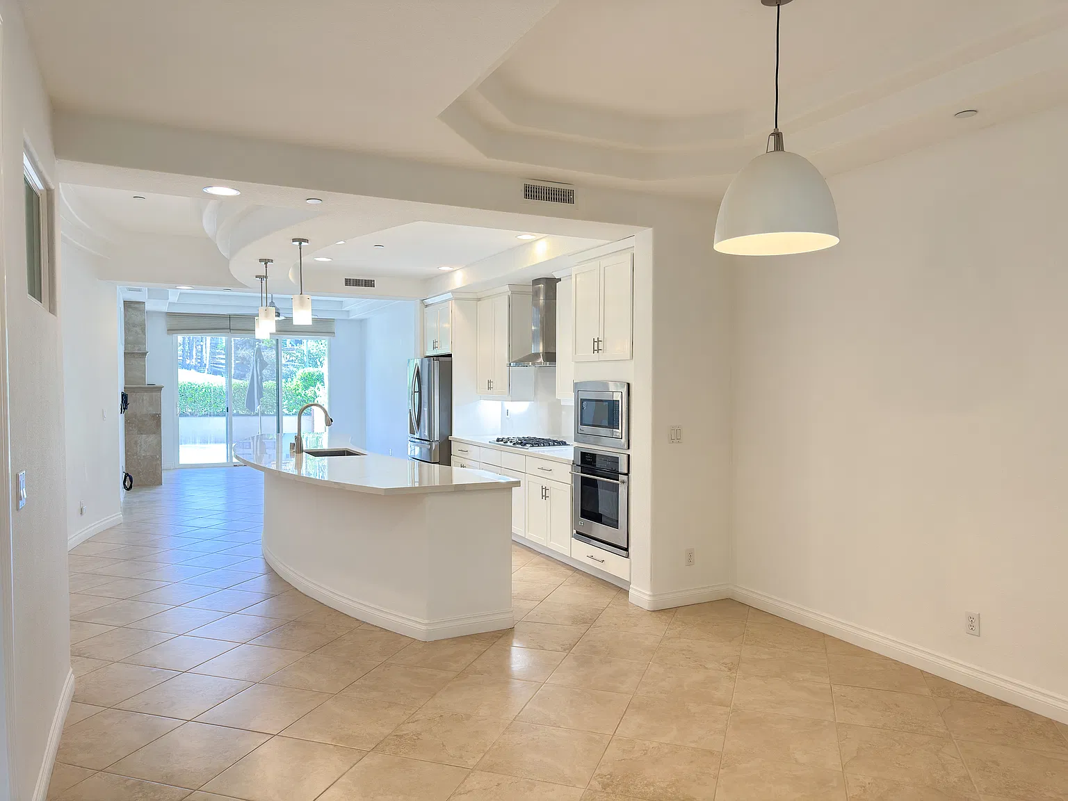 2523 Navarra Dr Unit 103 — Photo 3