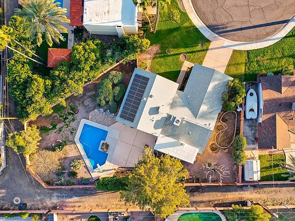 8432 E Stella Lane Scottsdale-large-001-