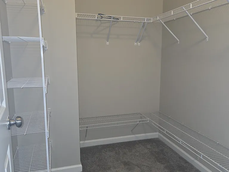 245 Crofton Ct — Photo 8