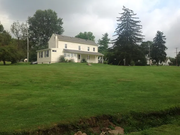 70 School Ln, Norristown, PA 19403