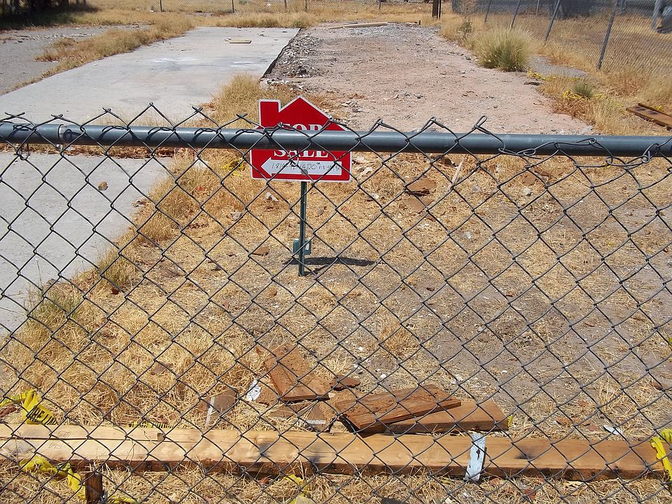 1st image of 1925 El Monte Dr