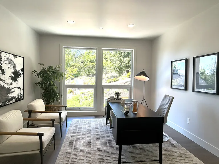 8243 W Mercer Way — Photo 30