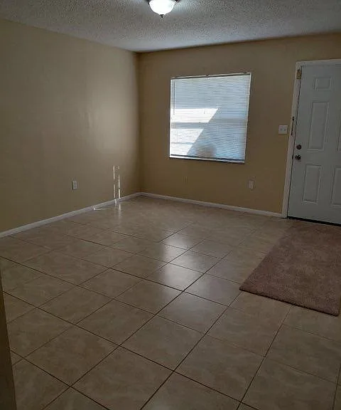 31 Bel Air St — Photo 2